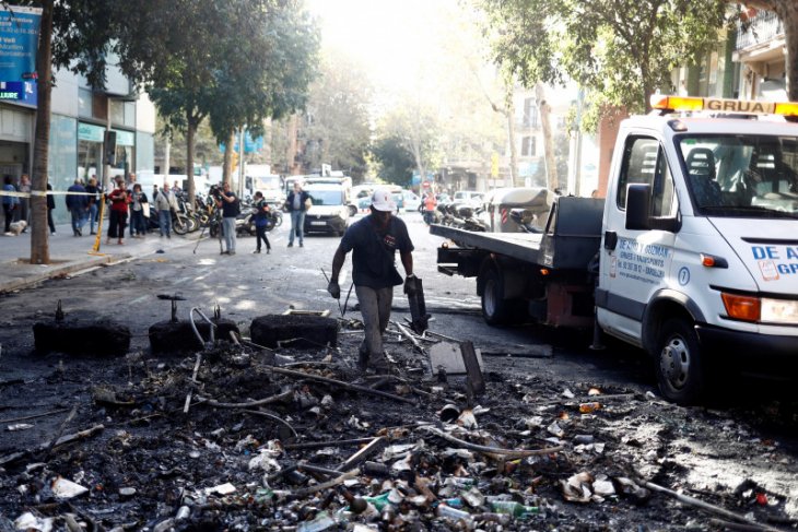 Ribuan orang berkumpul di Barcelona protes Catalunya