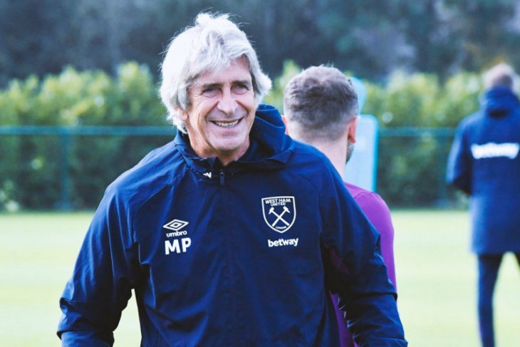 Liga Inggris - Pellegrini enggan pikirkan peluang West Ham naik ke urutan ketiga