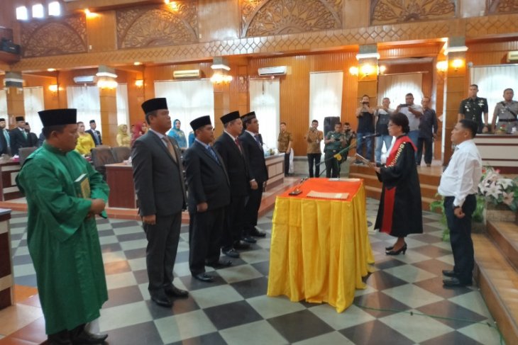 Pimpinan DPRD Asahan 2019-2024 dilantik