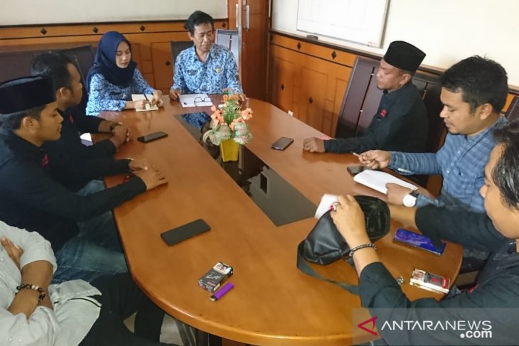 Pemkab Sampang selidiki laporan mencurigakan penggunaan dana desa, beli ATK Rp2,2 miliar