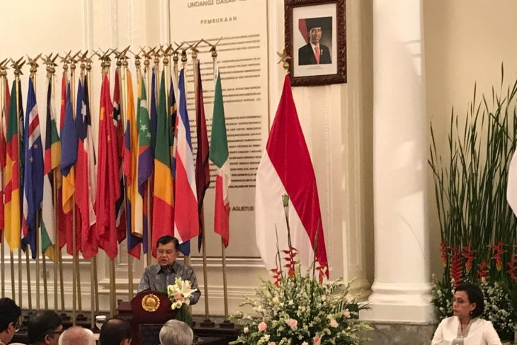 Jusuf Kalla berpidato terakhir sebagai wapres, Sri Mulyani dan Retno Marsudi terharu