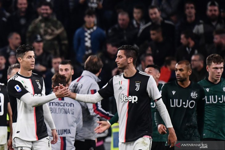 Siapa yang lebih hebat? Cristiano Ronaldo atau Miralem Pjanic