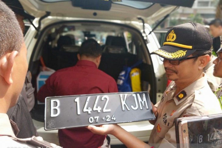 Polisi amankan mobil mencurigakan di Jakarta