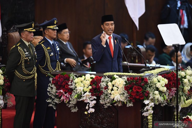 Pidato perdana Presiden Joko Widodo usai dilantik