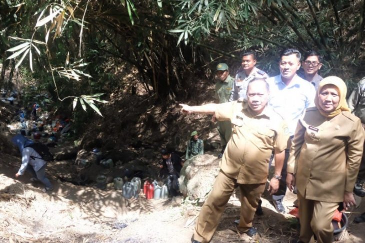 Pemkot Cilegon dan PMI Salurkan Bantuan ke Gunung Batur