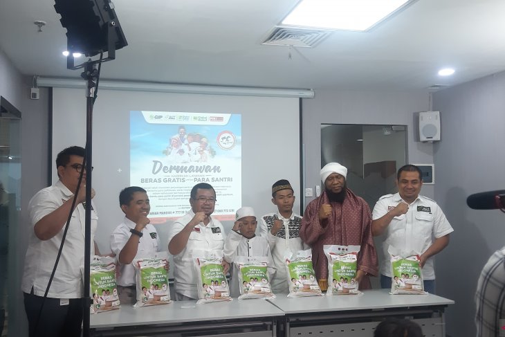 ACT dorong santri mandiri dengan lumbung pangan dan ternak wakaf