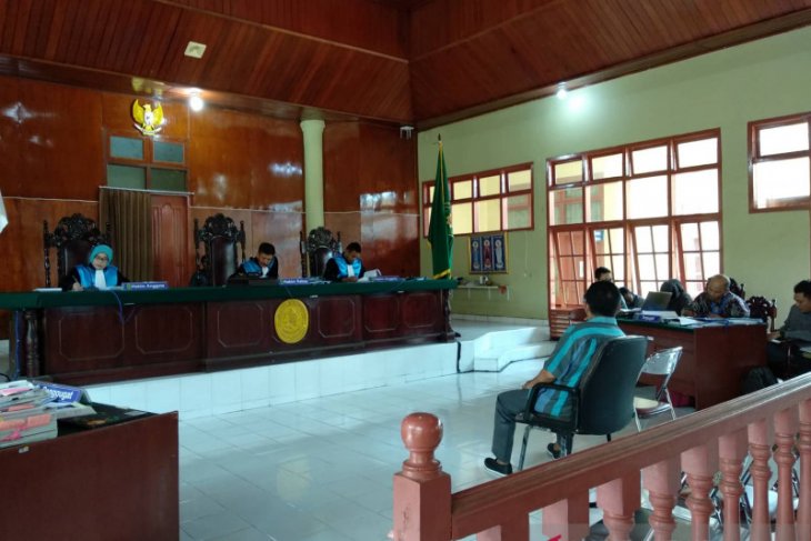 Ahli hukum sebut izin lingkungan PLTUb Bengkulu dapat dibatalkan