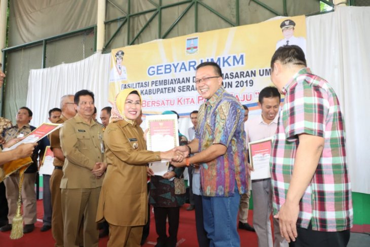 Pemkab Serang gandeng dua marketplace dorong produk UMKM