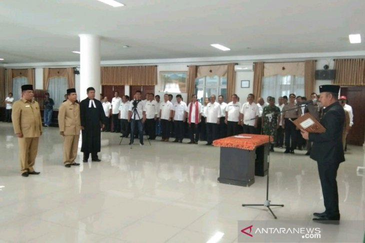 Sah, Indra Simaremare jabat Sekdakab Taput, Bontor Hutasoit pimpin dinas pendidikan