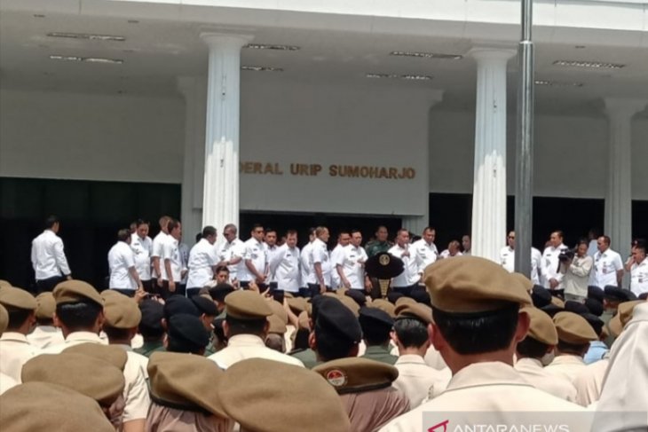 Mentan Menhan Ryamizard ingatkan jangan khianati negara