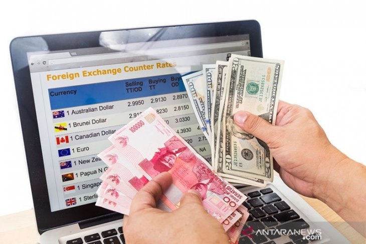 Kurs Rupiah menguat tipis usai BI tahan suku bunga