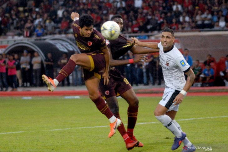 Hasil Liga 1: PSM vs Madura United, gol penalti menangkan