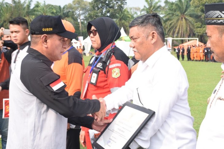 Pemkab Deliserdang terima penghargaan Kesiapsiagaan Bencana Daerah