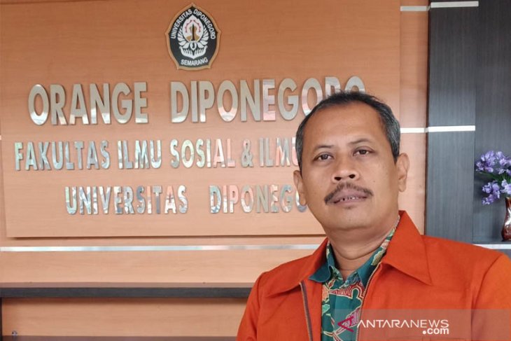 Analis politik, tidak mungkin Polri di bawah Kemendagri
