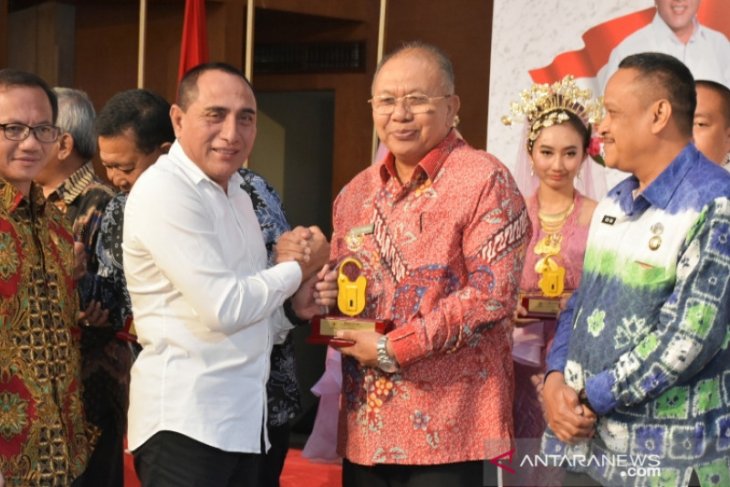 Serdang Bedagai raih penghargaan kabupaten informatif se-Sumut