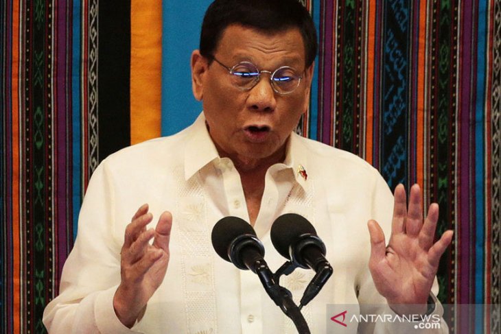 Duterte katakan akan larang e-rokok