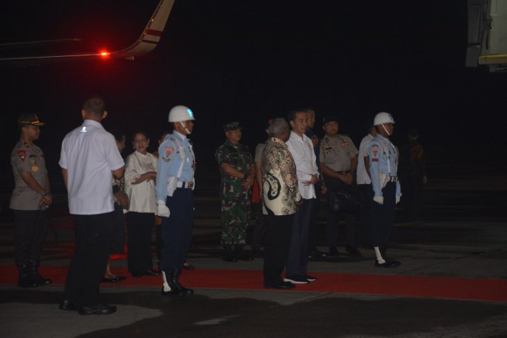 Jokowi dijadwalkan bermalam dan menyaksikan senja di Kaimana