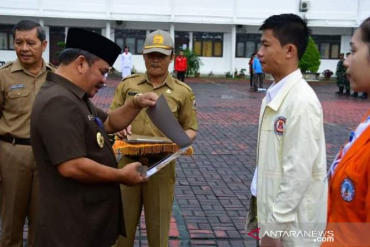 Wali Kota Gunungsitoli minta pemuda harumkan nama daerah dengan karya