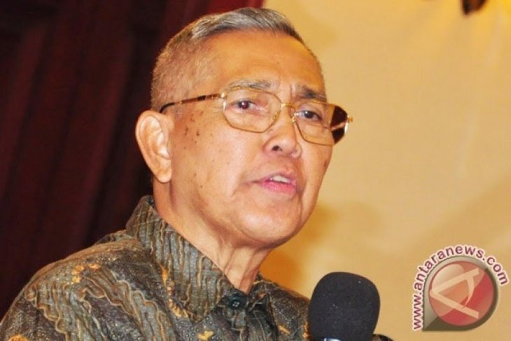 Try Sutrisno nilai jabatan menteri pertahanan patut untuk Prabowo