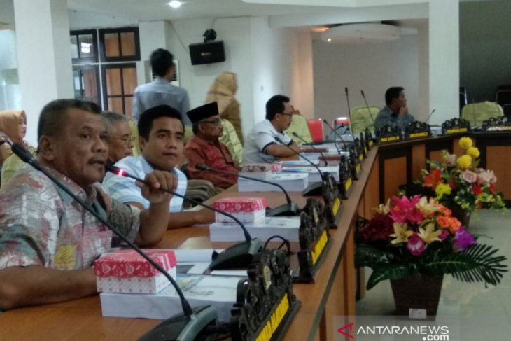 Tegakan disiplin legislator desak percepat pembahasan Tatib DPRD Palu