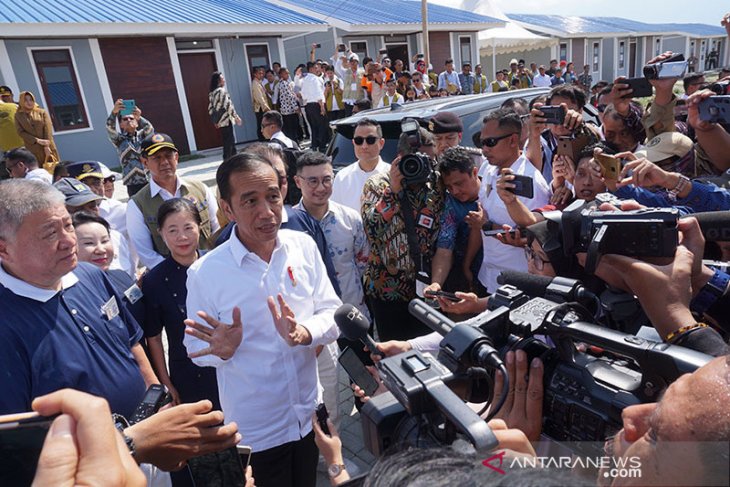 Tiba di Kota Palu, Jokowi tinjau pembangunan hunian tetap korban gempa