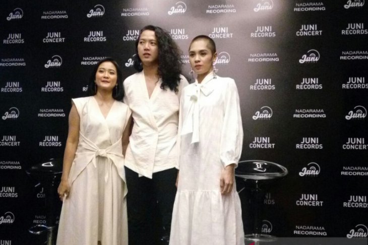 Grup musik Tashoora rilis album perdana berisi nyanyian perlawanan