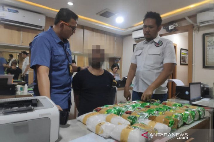 Cara baru edarkan narkoba di Kampung Ambon terungkap