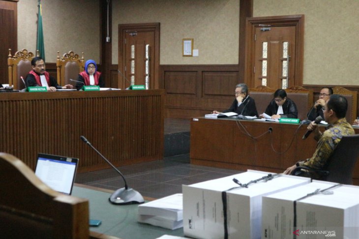 Jaksa: Sejumlah artis mendapat hadiah mobil dari Wawan Wardana