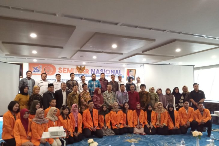 Fisipol Unja kupas arah baru tata kelola poltik dan pemerintahan di ranah lokal