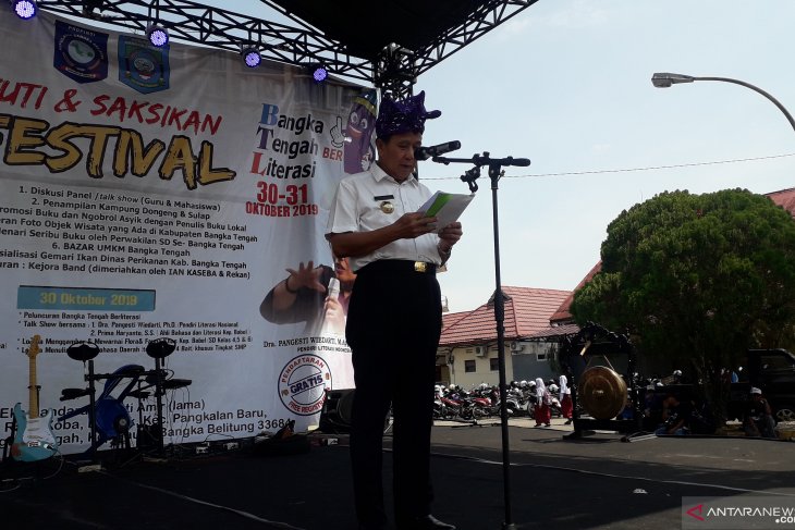 Bupati Bangka Tengah, Ibnu Saleh ajak masyarakat kembangkan budaya literasi