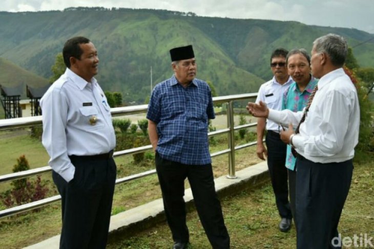 Bupati Kebumen ke Samosir belajar GKT masuk UGG