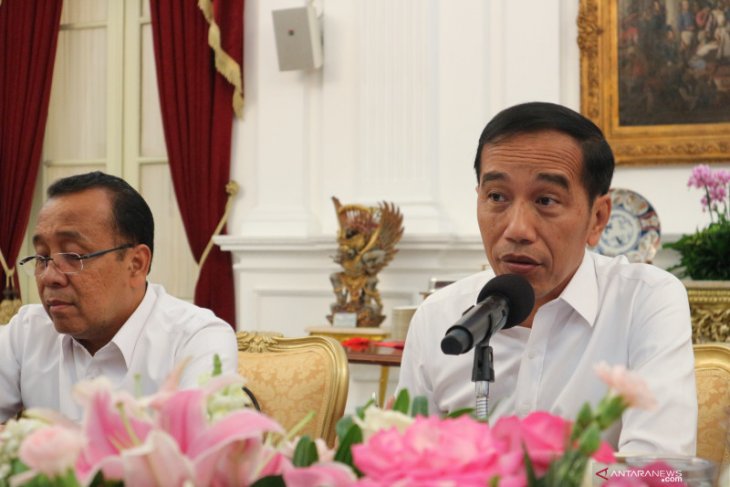 Menag Fachrul Razi akan larang gunakan cadar dan celana cangkring, ini tanggapan Presiden Jokowi