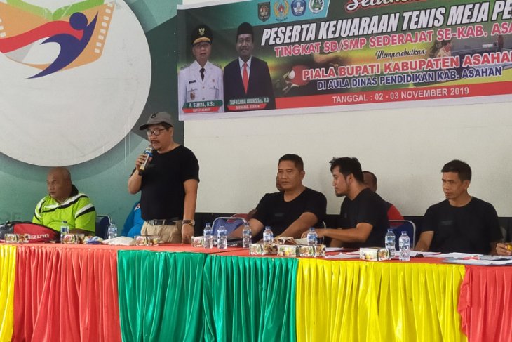 106 pelajar Asahan rebut piala bupati di kejuaraan tenis meja