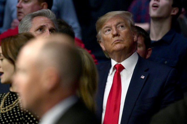 Niat tonton tarung bebas, Donald Trump malah diejek penonton