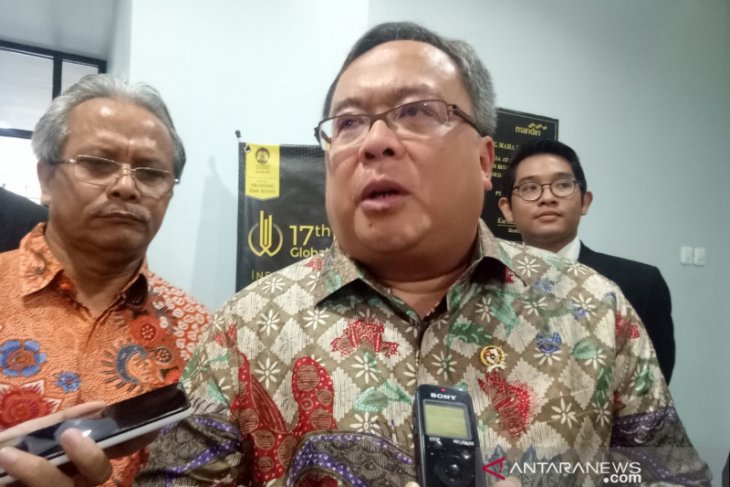 Menristek mendorong muncul pahlawan teknologi seperti Habibie