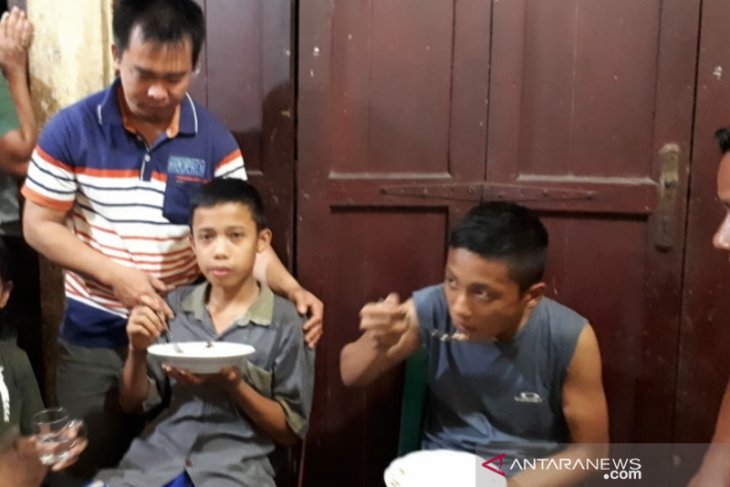 Dua pelajar yang hilang saat mancing di Nias ditemukan selamat