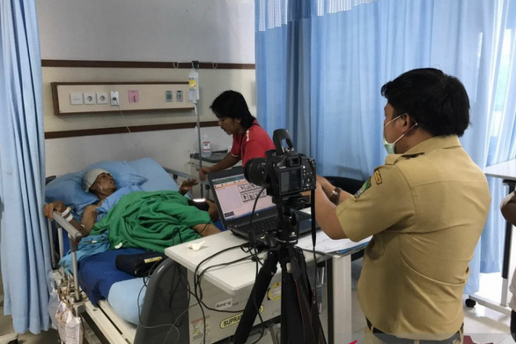 Disdukcapil Kota Tangerang jemput bola layani masyarakat sakit hingga ODGJ