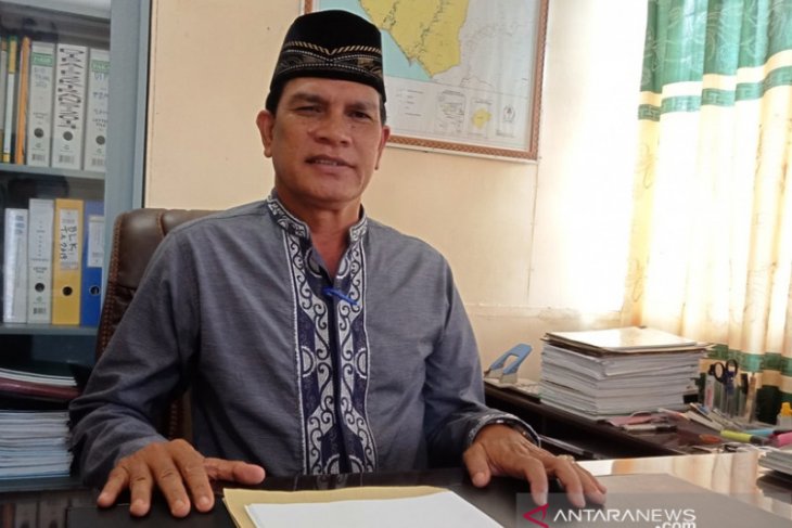 Pemkab Aceh Barat minta pekerja laporkan perusahaan tak bayar upah sesuai UMP