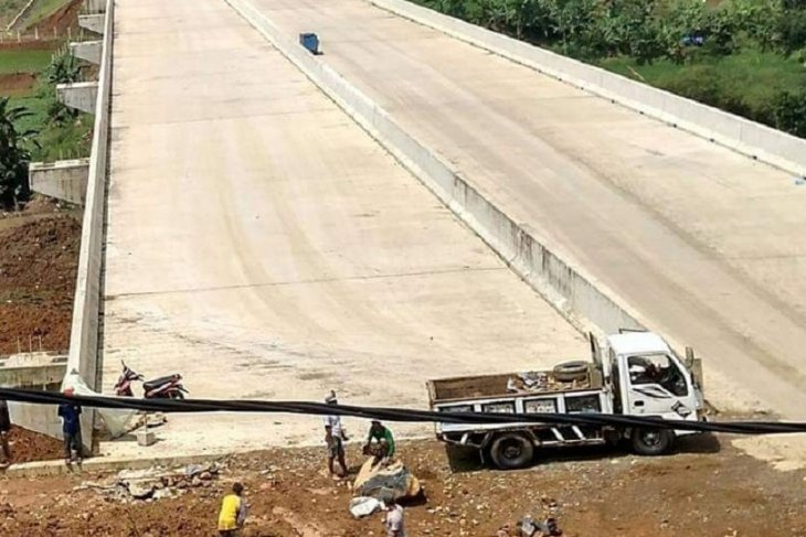 DPRD Sukabumi siap membantu percepatan pembangunan tol dan jalur ganda KA
