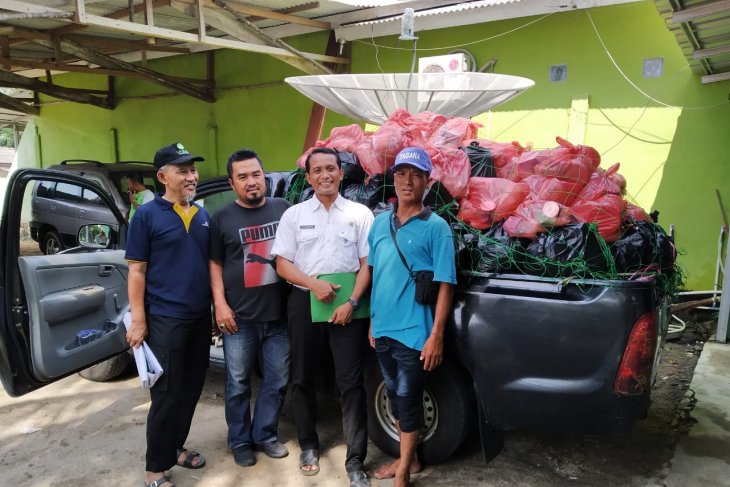 Pemkab Bangka Barat salurkan 600 paket sembako kepada anak yatim