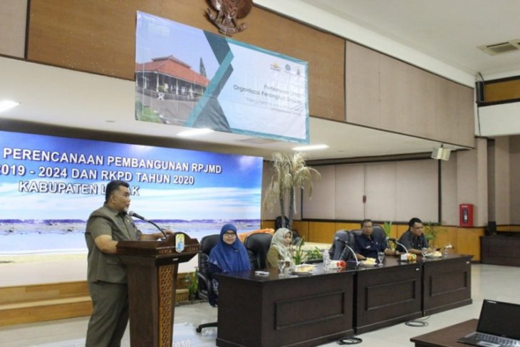 Kasus pravalensi perokok di Lebak cukup tinggi
