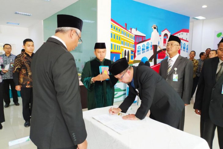 Santri Pondok Tradisional Pimpin BPJS Ketenagakerjaan Cabang Utama Serang