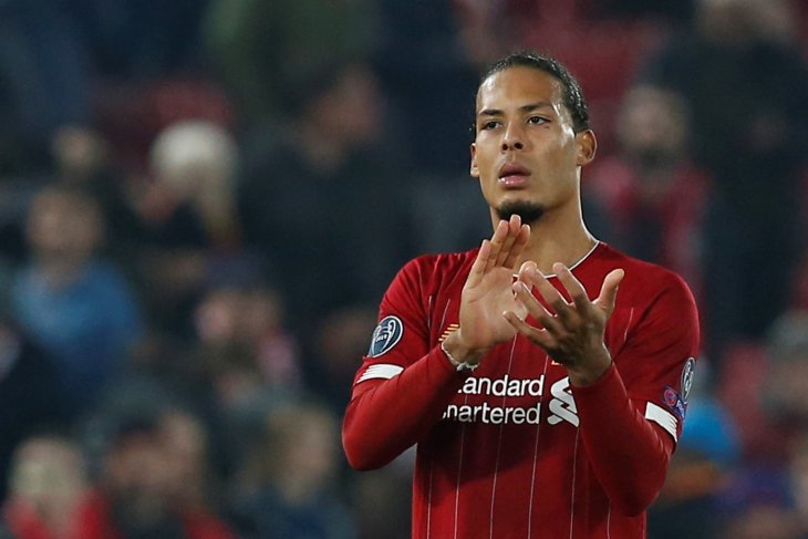 Jelang laga City - Liverpool, Van Dijk absen latihan