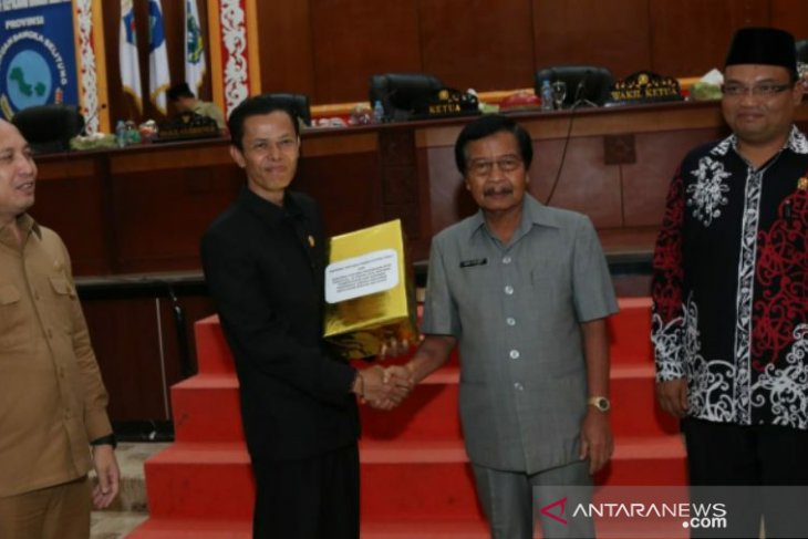 Wagub sampaikan dua Raperda kepada DPRD Babel