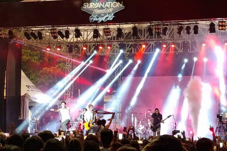 Grup band Noah menghentak penonton di Ambon