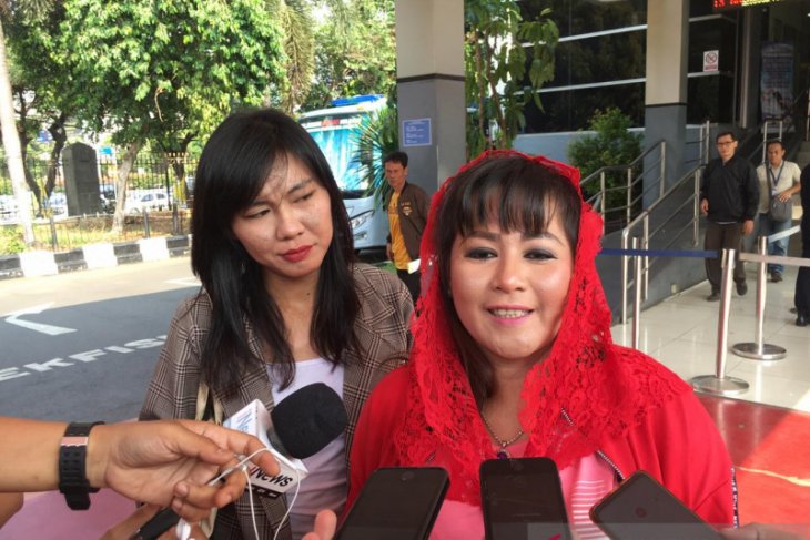 Dewi Tanjung terkait Novel lapor balik: