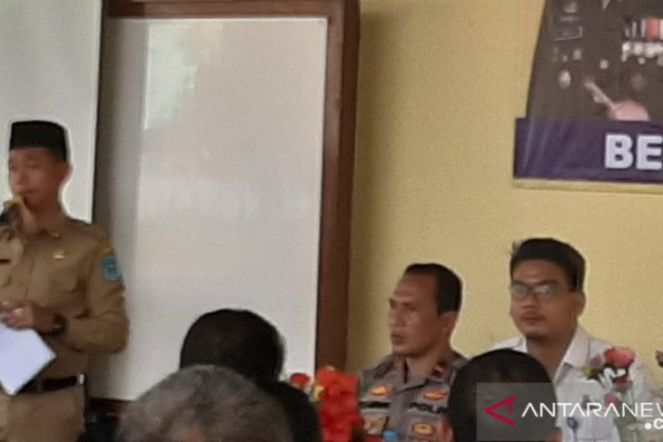 Bupati Bangka dorong seluruh kades maksimal cegah peredaran narkoba