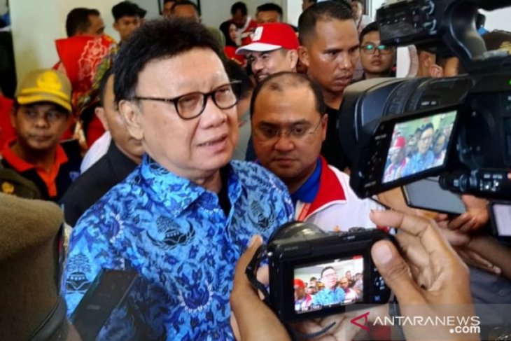 Menpan RB minta Korpri se-Indonesia tingkatkan pelayanan