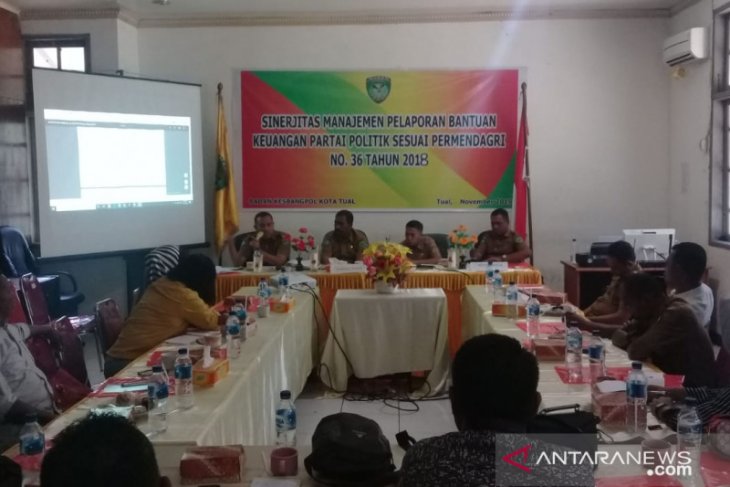 Kesbangpol Tual tingkatkan kualitas dan kinerja Parpol