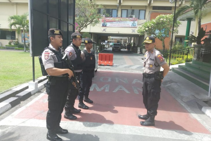 Pasca kejadian bom bunuh diri Medan, Jajaran Polres perketat keamanan